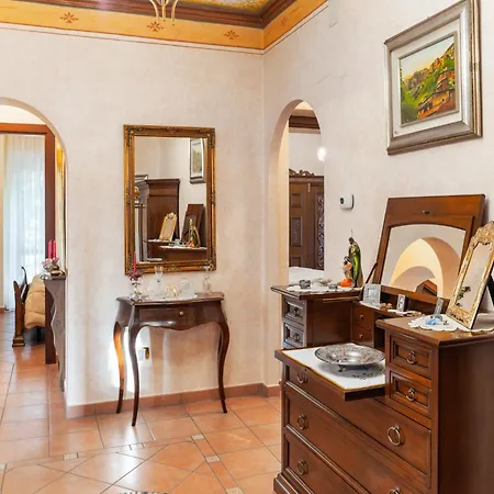 Villa In With Pool Tagliacozzo