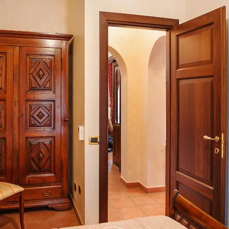 In With Pool Tagliacozzo