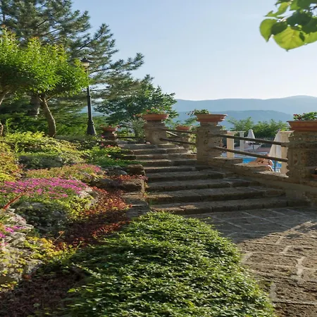 Villa In With Pool Tagliacozzo