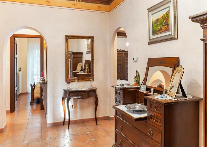 Villa In With Pool And Nature Tagliacozzo