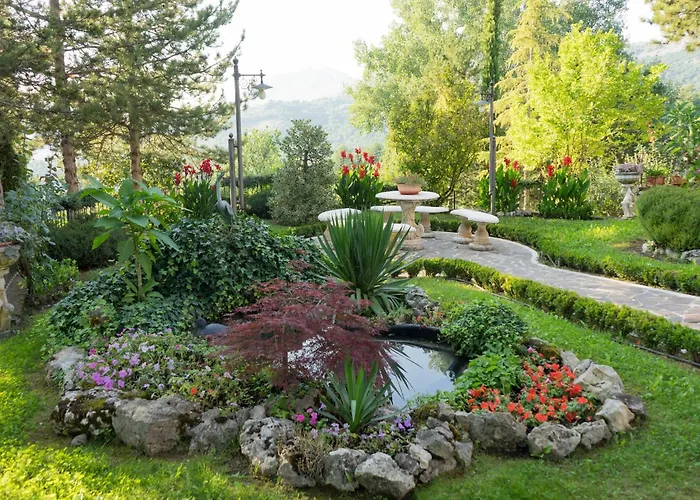 In With Pool And Nature Villa